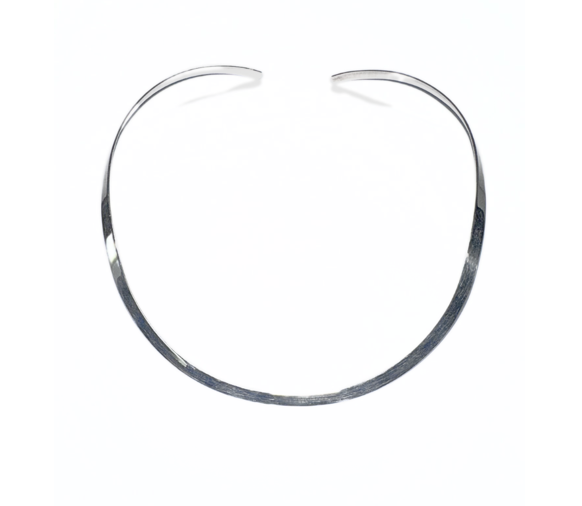 Thin Silver Choker Necklace